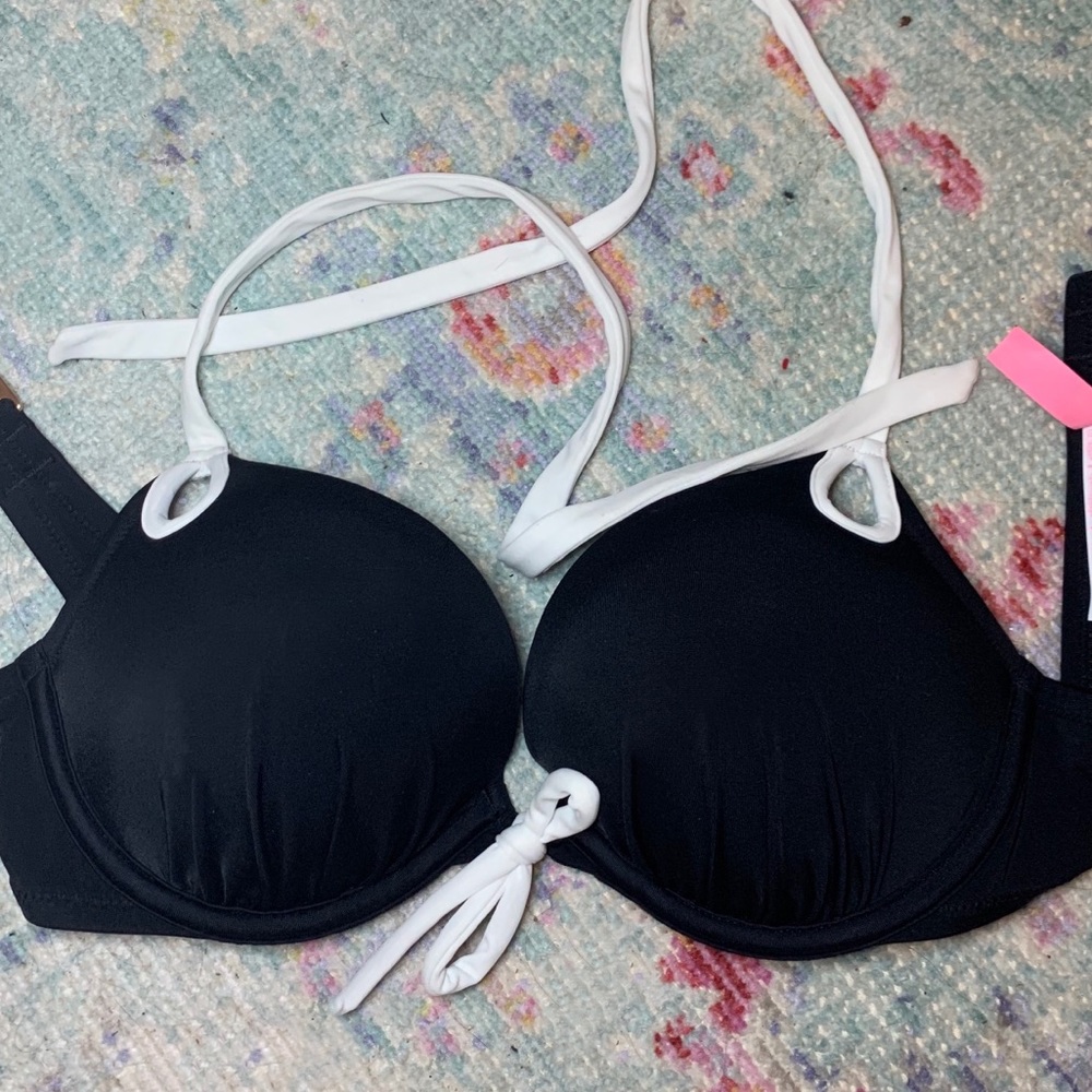 bombshell VS bikini top